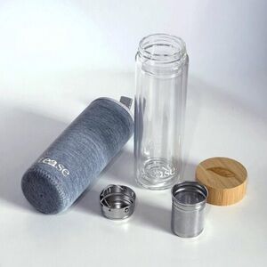 Tease Tea Glass Tea Infuser Bottle Bamboo Lid with Grey Sleeve NWT